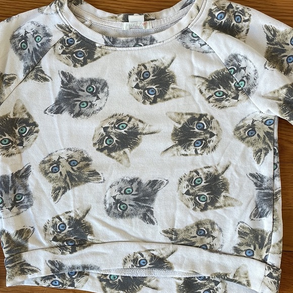 cotton sweatshirt with cats! - Picture 2 of 2